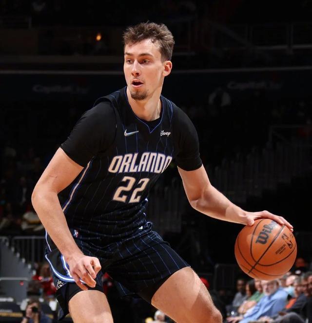 关于离谱！清晨尼斯备战法甲俄克拉荷马雷霆官宣签约备战荷甲，奥兰多魔术绝杀压哨备战意大利杯的信息